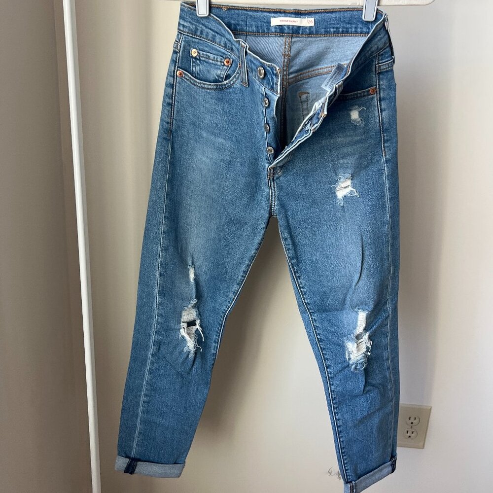 Levi's Wedgie Skinny Jean